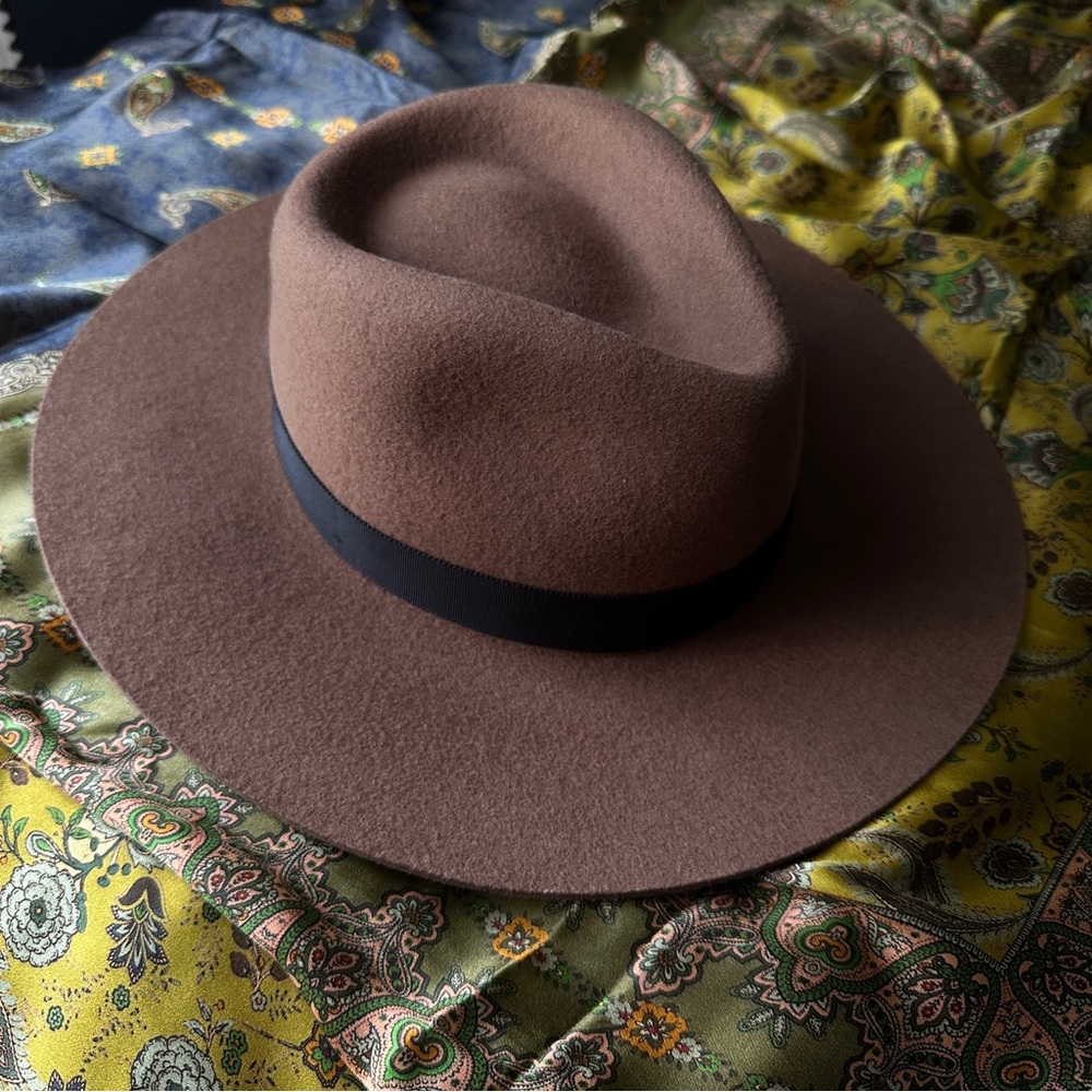 NWT Aritzia Alxiliary wool Classic Brown Fedora Hat M/L